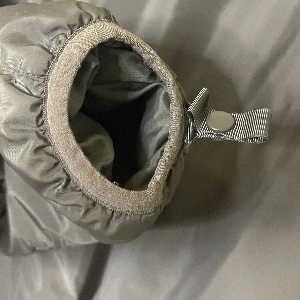 The North Face Men's Small Gray Full Zip Jacket Outdoor Hiking Light Coat
